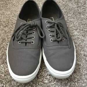 Vans Authentic Lite Sneakers (Men’s 10.5)
